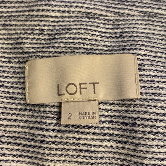 NWOT LOFT Grey Striped Blazer Size 2 - Picture 7 of 8